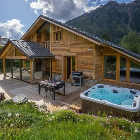 Chalet Eden Spacieux Vues Jacuzzi Cheminee Bbq Chamonix
