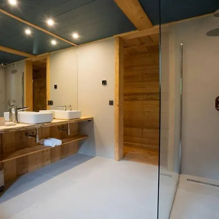 Eden Spacieux Vues Jacuzzi Cheminee Bbq 木屋